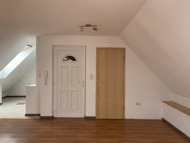 Eladó téglalakás, Kapuváron 52 M Ft, 3 szobás
