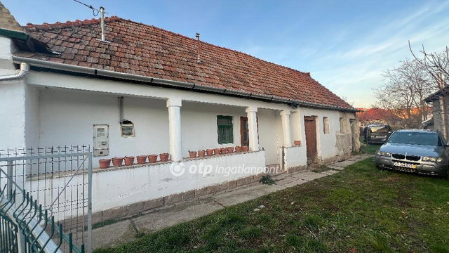 Eladó családi ház, Novajon 10.7 M Ft, 1+1 szobás