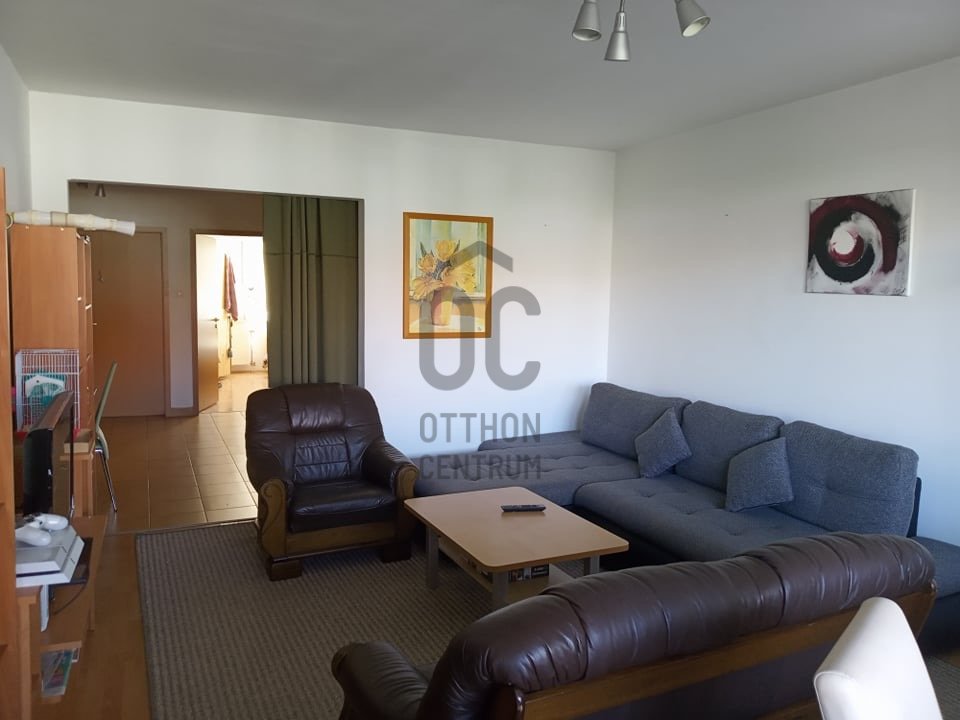 3 bed · 80m² · 210.000 ft