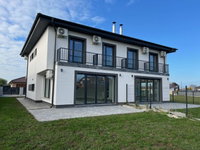 Eladó családi ház, Siófokon 134.99 M Ft, 4 szobás