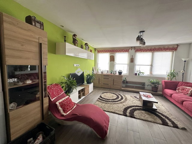 Eladó ikerház, Nyíregyházán 30 M Ft, 4 szobás