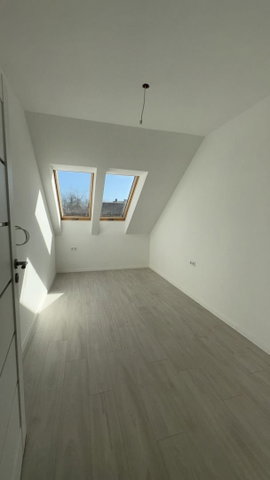 Eladó téglalakás, Debrecenben 77.9 M Ft, 3 szobás