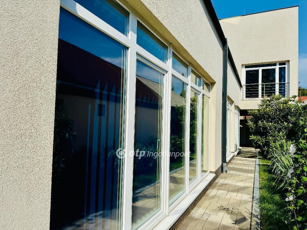 5 bed · 200m² · 179.000.000 ft