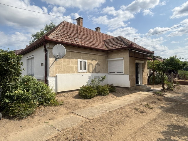 Eladó családi ház, Nagydoboson 10.9 M Ft, 2 szobás