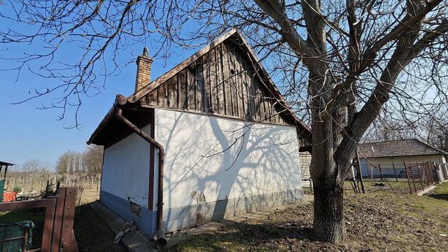 Eladó családi ház, Albertirsán 10 M Ft, 1 szobás