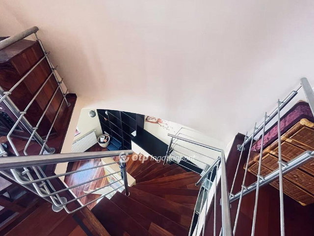 Eladó téglalakás, Budapesten, VI. kerületben 123 M Ft, 2 szobás