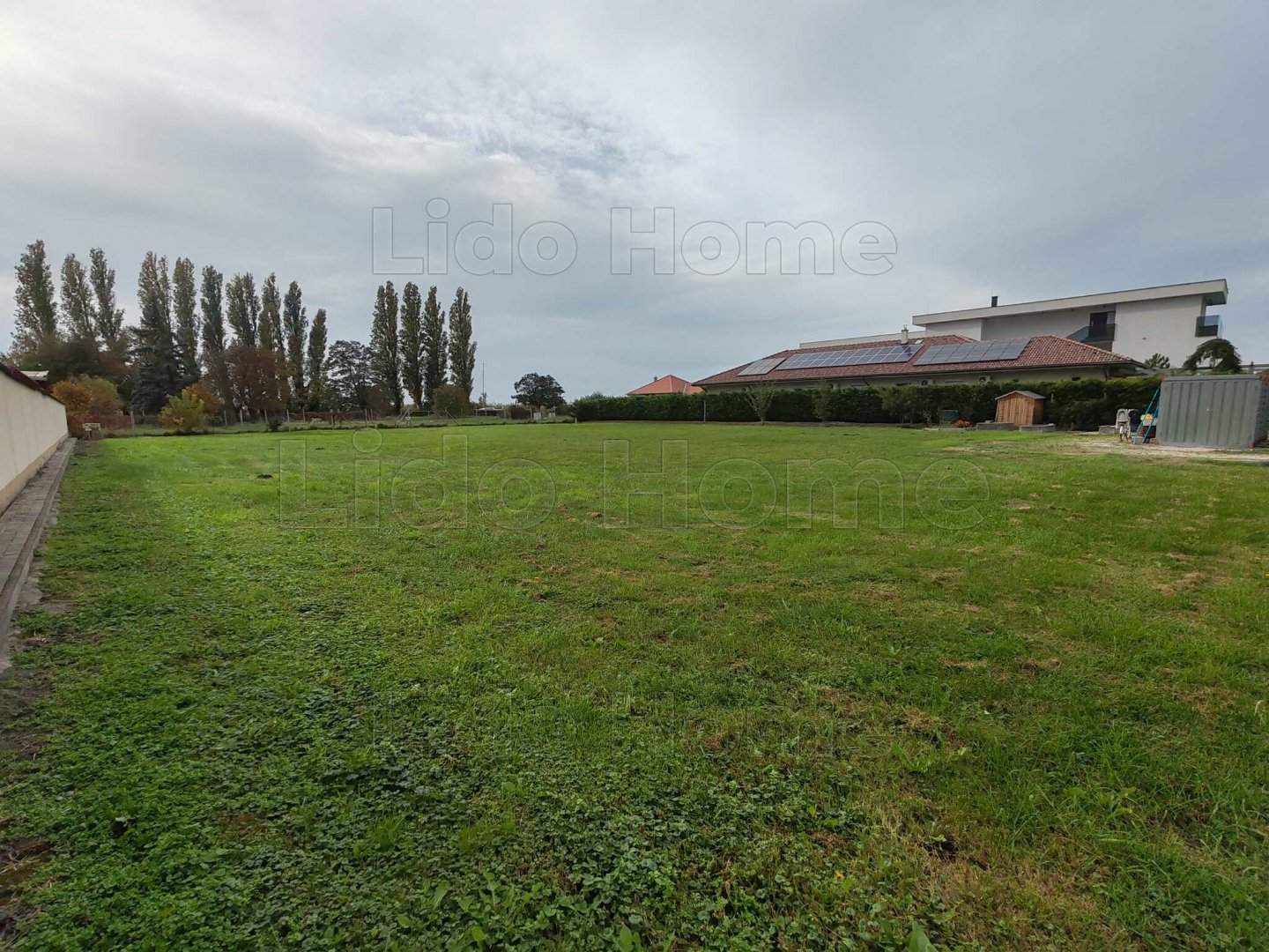 1040 m² · 152.400.000 Ft