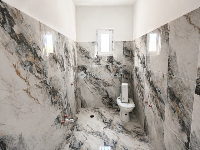 Eladó családi ház, Szolnokon 59 M Ft, 3 szobás