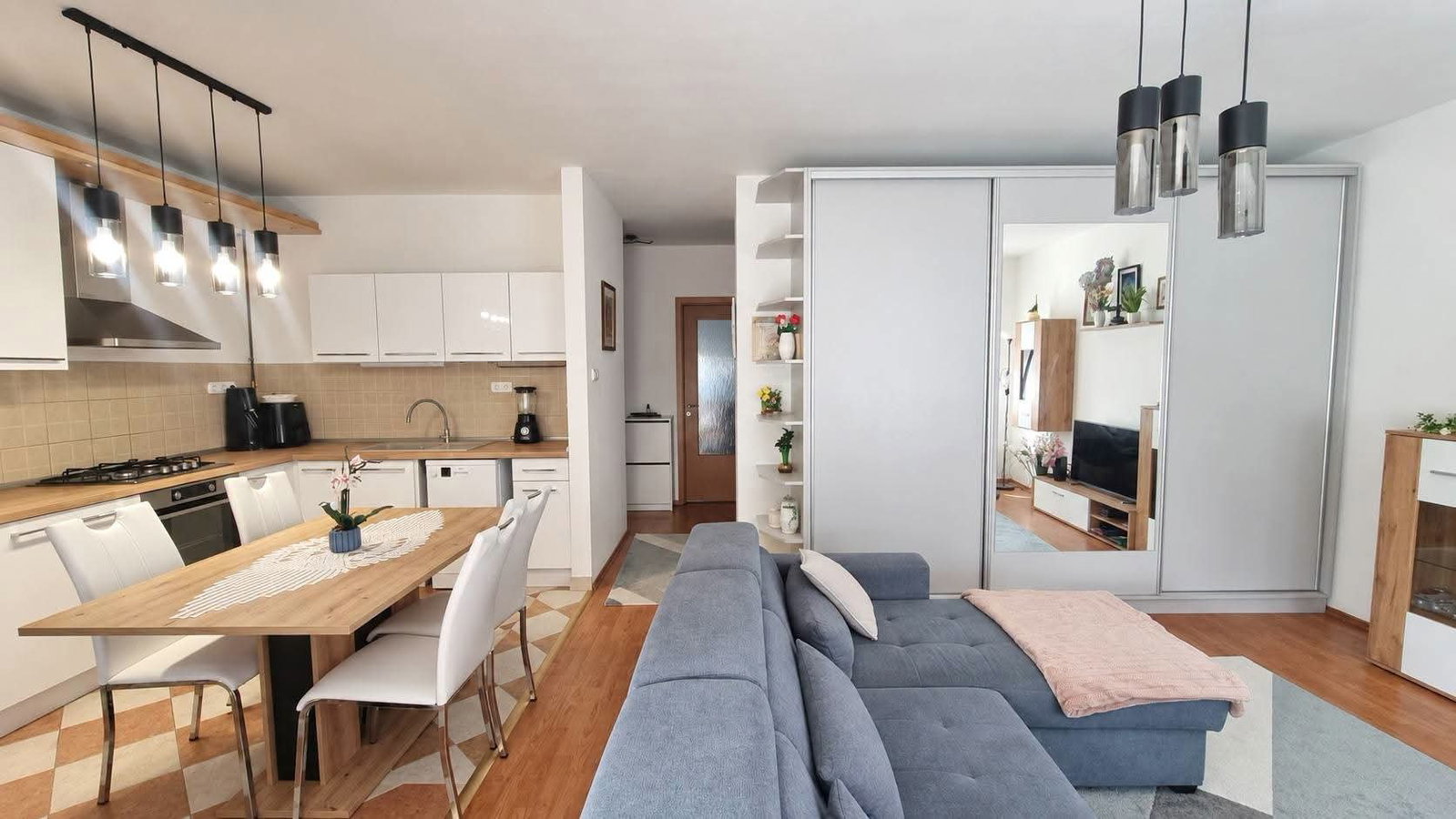 2 bed · 60m² · 180.000 ft