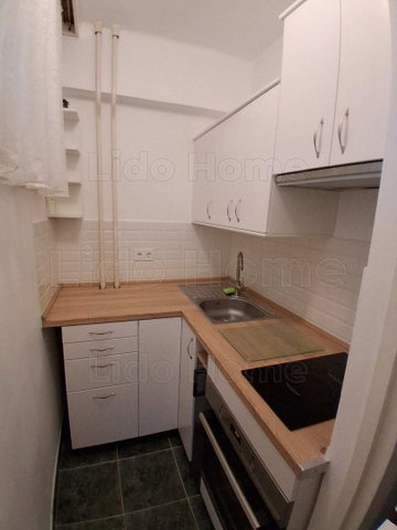 Eladó panellakás, Balatonfűzfőn 33 M Ft, 1 szobás