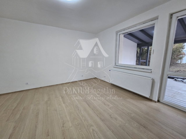 Eladó családi ház, Szolnokon 69 M Ft, 3 szobás