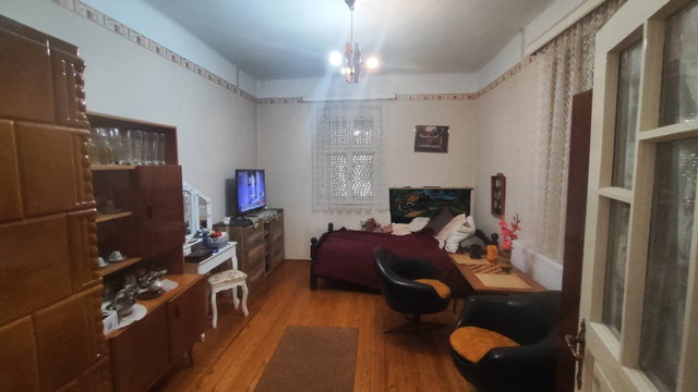 Eladó családi ház, Mérken 10 M Ft, 3 szobás