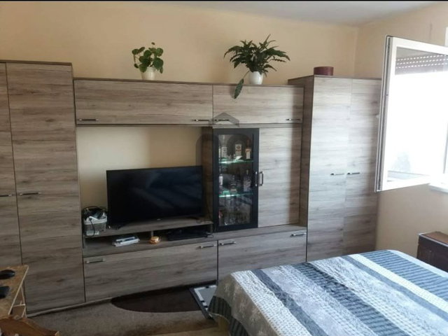 Eladó téglalakás, Szekszárdon, Erkel Ferenc utcában 36 M Ft