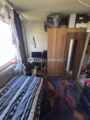 Eladó panellakás, Budapesten, XXI. kerületben 51 M Ft, 2+1 szobás