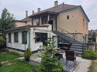 Eladó családi ház, Pápán 99 M Ft, 4 szobás