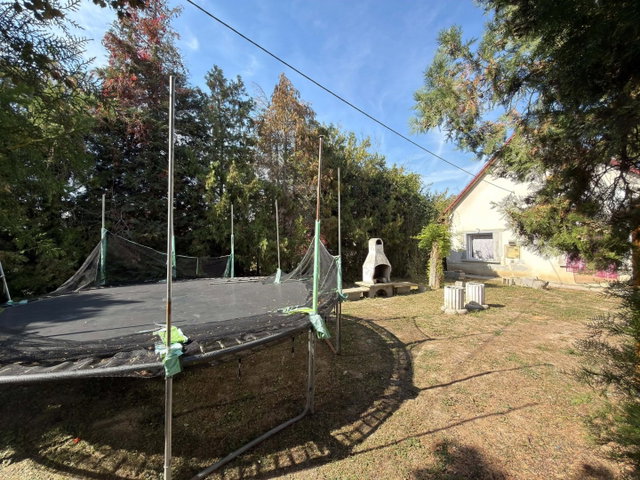 Eladó családi ház, Siklóson 25 M Ft, 3 szobás