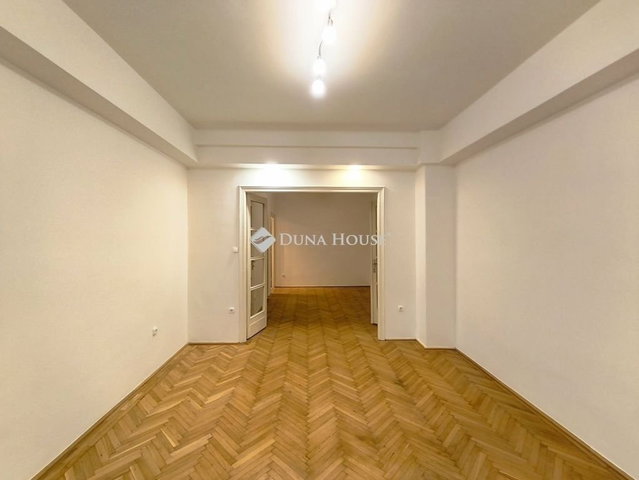 Eladó téglalakás, Budapesten, XI. kerületben 69.9 M Ft, 2 szobás