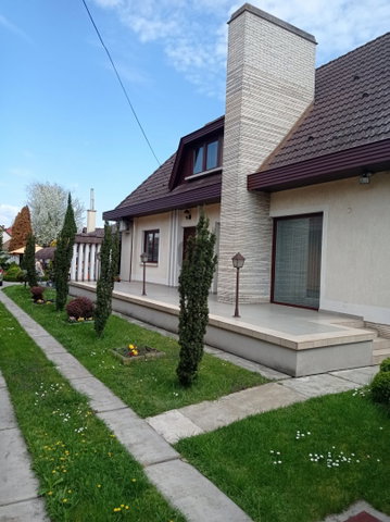 Eladó családi ház, Orosházán 79.9 M Ft, 5 szobás