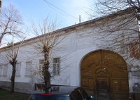 Eladó téglalakás