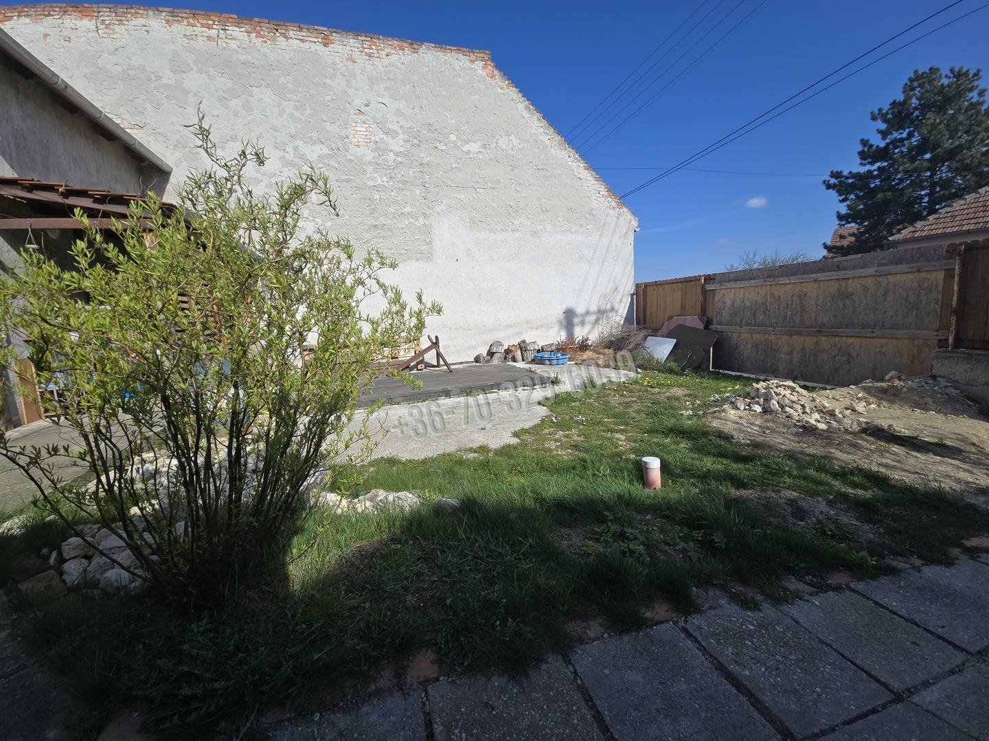 101m² · 15.000.000 ft