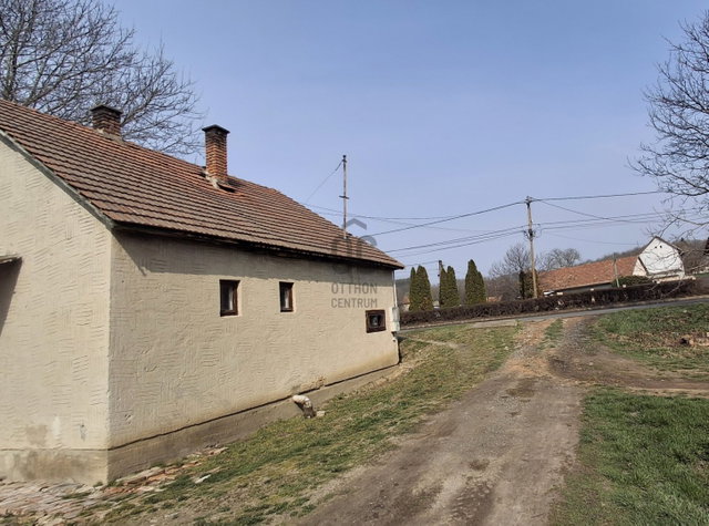 Eladó családi ház, Vékényen 8 M Ft, 2 szobás
