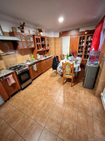 Eladó ikerház, Dunaújvárosban 84 M Ft, 3 szobás