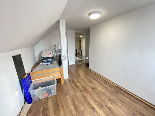Eladó családi ház, Érden 144.9 M Ft, 7 szobás