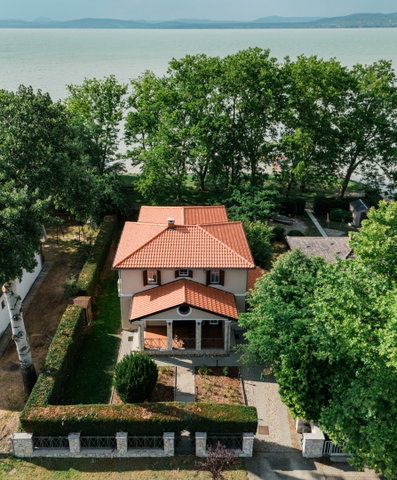 Eladó családi ház, Balatonbogláron, Radnóti Miklós utcában
