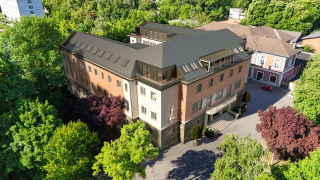 Eladó hotel, Miskolcon 369 M Ft / költözzbe.hu