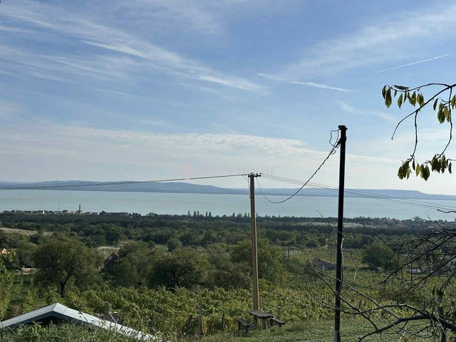 Eladó telek, Balatonakaliban 200 M Ft / költözzbe.hu