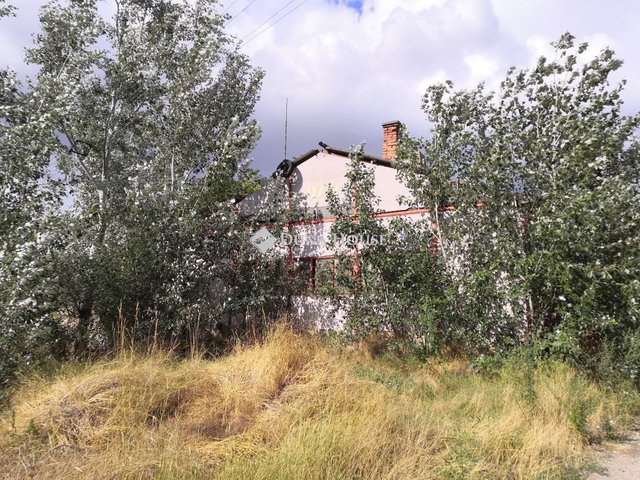 Eladó ipari ingatlan, Szabadszálláson 7.5 M Ft