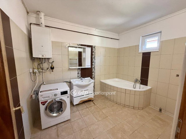 Kiadó ikerház, albérlet, Nyíregyházán 250 E Ft / hó, 3 szobás
