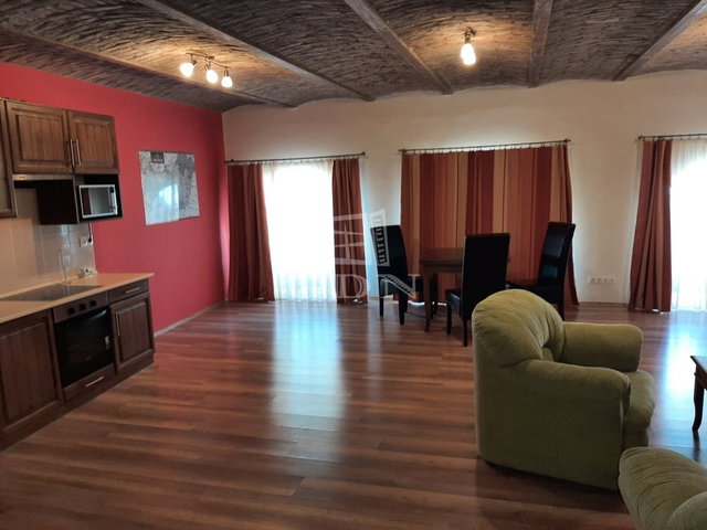 Kiadó téglalakás, albérlet, Kaposváron 195 E Ft / hó
