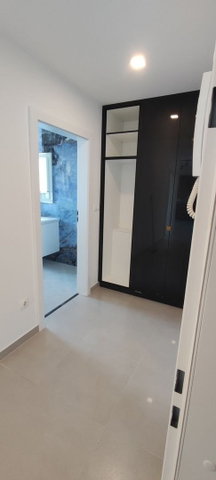 Eladó téglalakás, Esztergomban 67 M Ft, 2 szobás