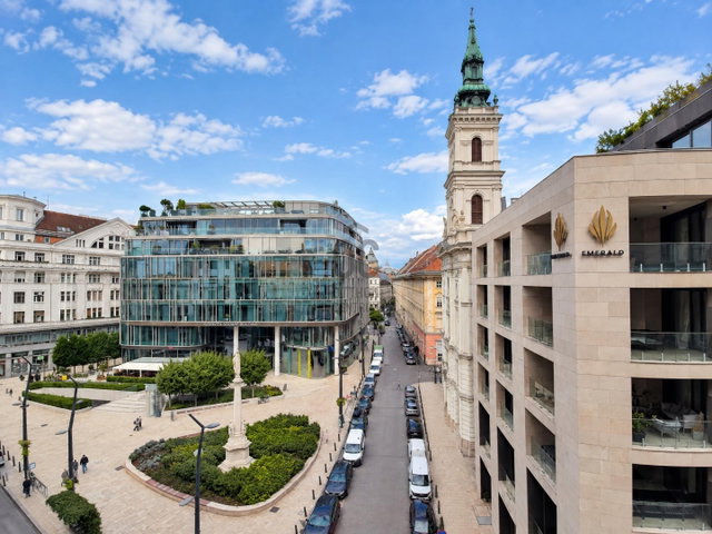 Eladó téglalakás, Budapesten, V. kerületben 119 M Ft, 1 szobás