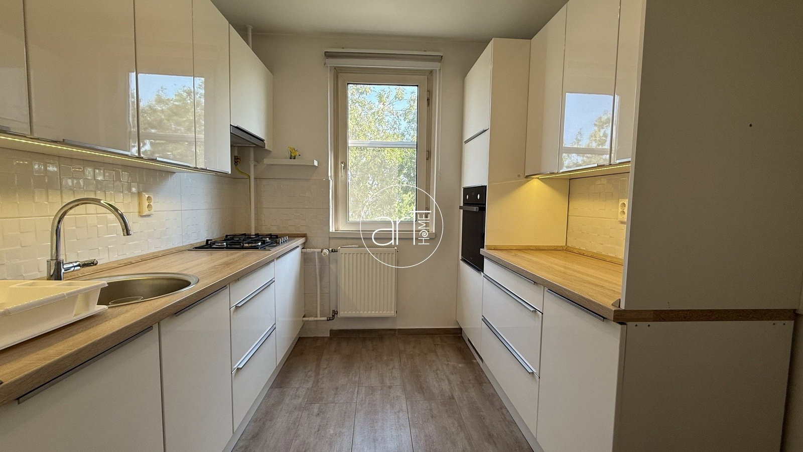 2 bed · 53m² · 185.000 ft