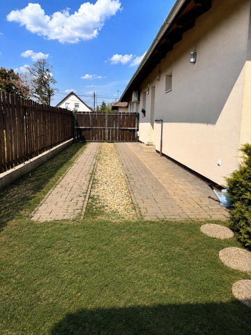 Eladó ikerház, Vecsésen 128 M Ft, 4 szobás
