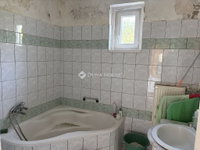 Eladó családi ház, Felsőpakonyban 84.9 M Ft, 5 szobás
