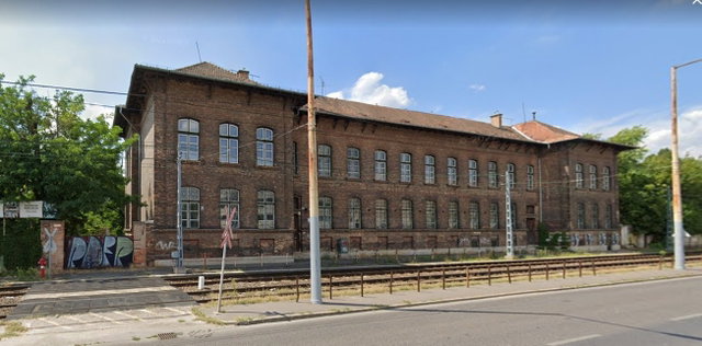 Eladó ipari ingatlan, Budapesten, IX. kerületben, Soroksári úton