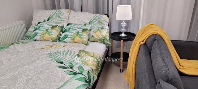 Kiadó téglalakás, albérlet, Debrecenben 250 E Ft / hó, 1 szobás