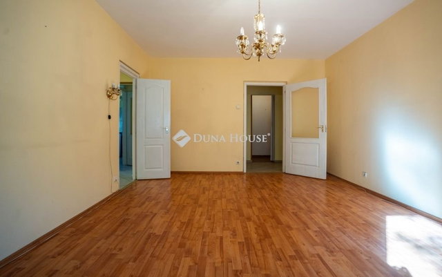 Eladó panellakás, Budapesten, X. kerületben 64.9 M Ft, 3 szobás