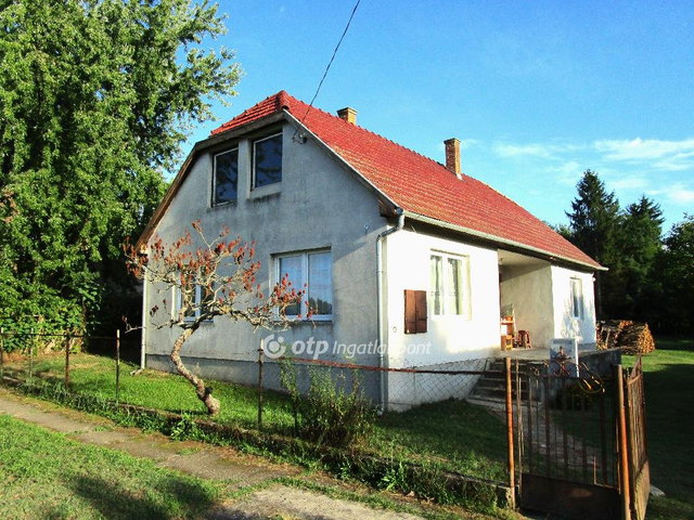 Eladó családi ház, Kőkúton 26.5 M Ft, 3 szobás