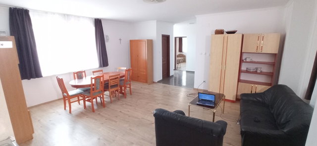 Eladó családi ház, Nyíregyházán 75 M Ft, 5 szobás