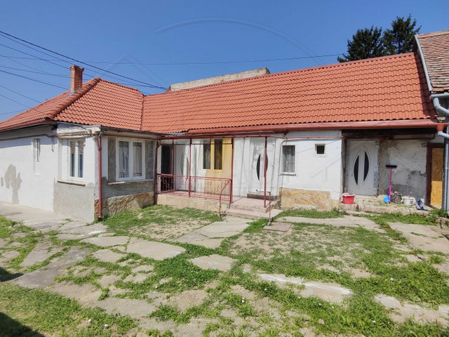 Eladó családi ház, Pécsett, Erzsébet utcában 34.9 M Ft