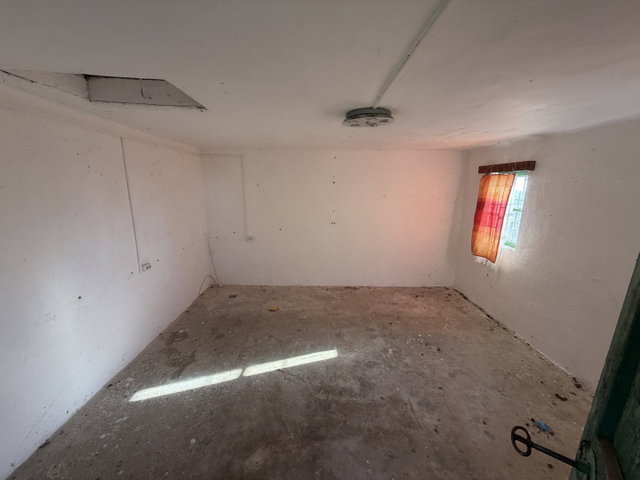 Eladó mezogazdasagi ingatlan, Balatonakaliban 80 M Ft