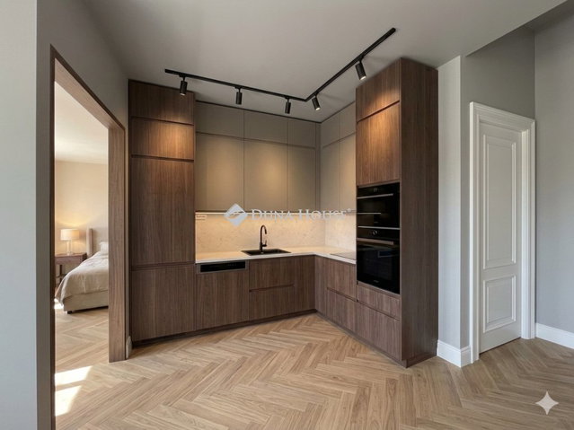 Eladó téglalakás, Budapesten, IV. kerületben 112.5 M Ft