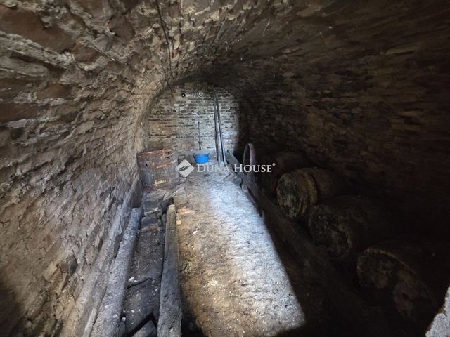 Eladó nyaraló, Harkányban, Terehegyi utcában 16.5 M Ft, 2 szobás