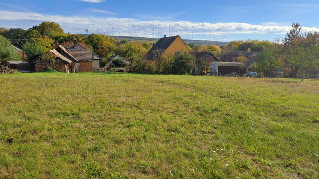 Eladó telek, Szőlősgyörökön 8.5 M Ft / költözzbe.hu