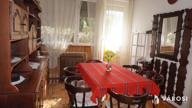 Eladó családi ház, Hódmezővásárhelyen 62 M Ft, 3 szobás