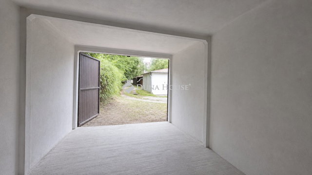 Eladó garázs, Kecskeméten 7.5 M Ft / költözzbe.hu